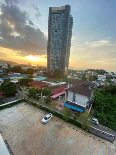 Horsehill Hotel Sriracha Si Racha Exterior foto
